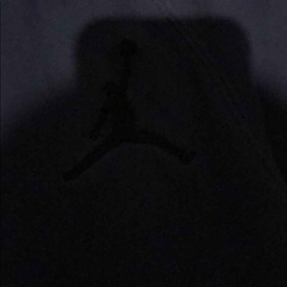 Jordan sweater - Picture 2 of 3